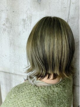 ネウィ 所沢(newi) オリーブアッシュ