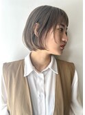 ペールベージュ
