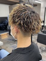 スターズ 柏(STARS)&nbsp;ハイライト　束感　ツーブロック　ニュアンスパーマ　マッシュ