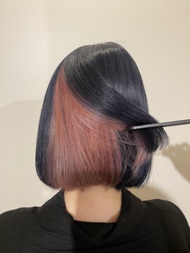 レア 渋谷(Le'a) ブルーブラック×ペールピンクカラー