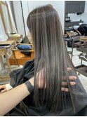 小顔 ネビージュグレージュハイライトカラー◎