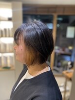 ギュルン(gronn)&nbsp;gronn ちら見えインナーカラー　コンパクトボブ