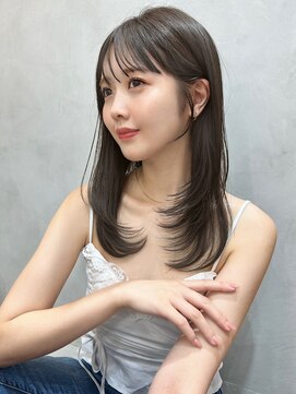 グロー 大宮(GLROW) ▲レイヤーカット顔まわり前髪矯正オリーブベージュharuhi