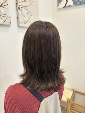 ジジ チーク 栃木(Gigi cheek) ミディアムレイヤー