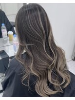 ジュイル ハラジュク(JEWIL HARAJUKU)&nbsp;印影美しいハイライトバレイヤージュ/20代/30代/40代/原宿