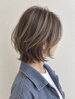 ウル(ulu)&nbsp;くびれボブ　白髪ぼかしハイライト　名東区美容室