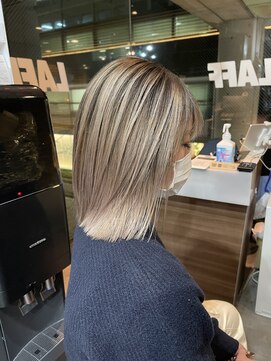 ラフ(LAFF) #黒髪#ボブルフ#ネビージュ#小顔#ワンレン