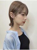 シルキーグレージュ 外ハネパーマ 切りっぱなしボブ t1016