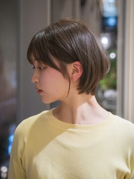 ビュートリアム 梅田(BEAUTRIUM) ショートヘア/ショートカット/丸みショート/耳かけショート/梅田