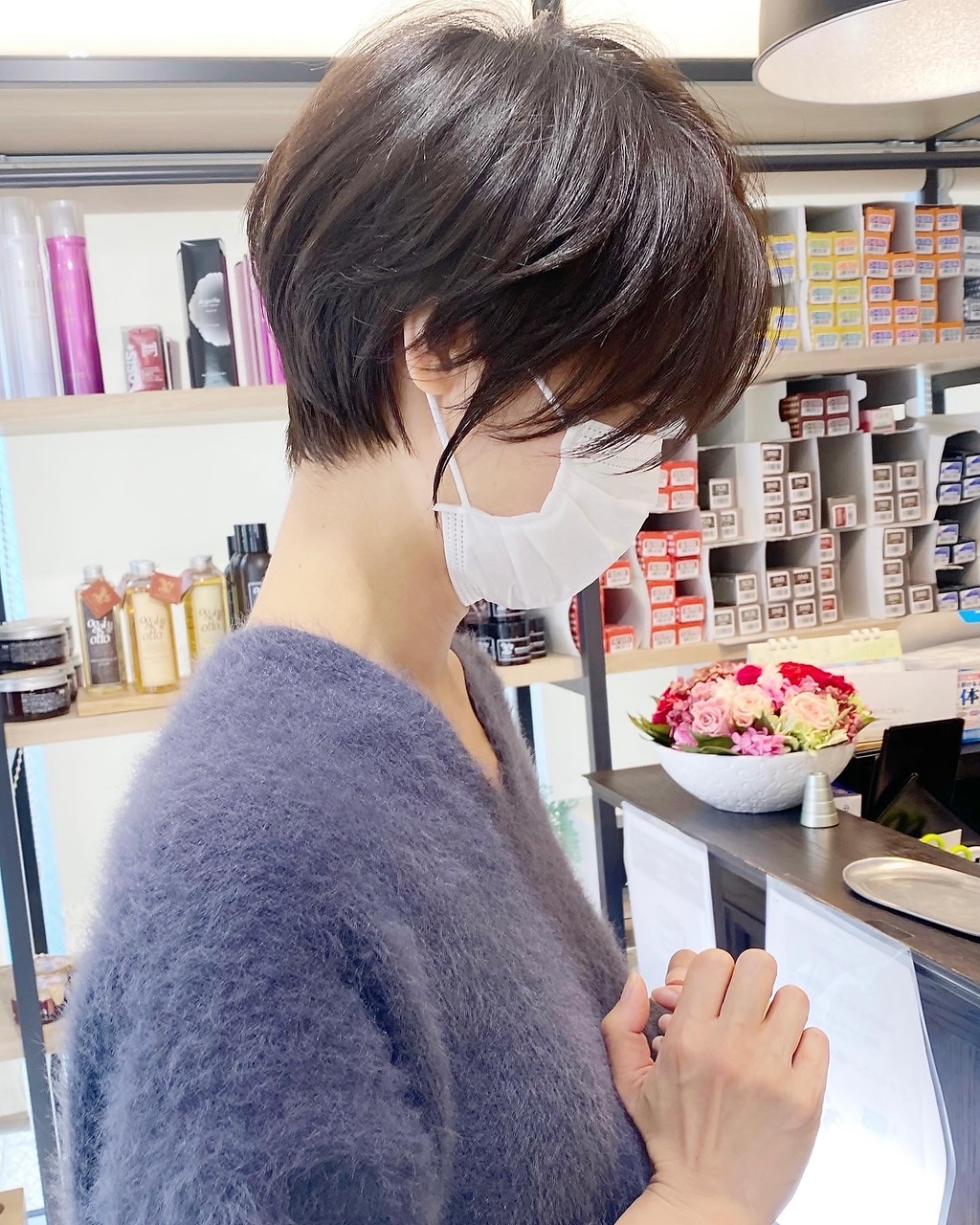 ショートボブ髪型20代30代40代50代前髪あり前髪なし面長丸顔小林