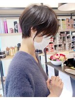 ショートボブ髪型20代30代40代50代前髪あり前髪なし面長丸顔小林
