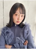 まとまり感◎スタイリッシュに決まる外はねボブ