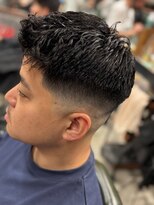 フォーコーナーズカットショップスリーセント 栄(FourCornersCutShop 3/cent)&nbsp;フェードショート