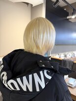 派手髪・ハイトーンカラー・デザインカラー・ブリーチ専門美容室&nbsp;ブロンドブロンドカラーホワイトブロンド抜きっぱなしブリーチ