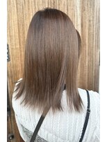 シャポン&nbsp;グレージュ×ボブ