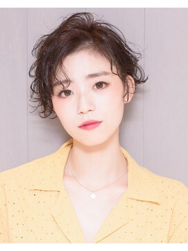 ロペ(ROPE.) 【ROPE.】センターパート大人ショートxこなれSカール