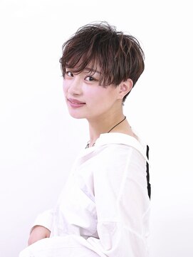 デビュー ヘアーメイク ハンサムショート