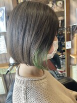 オーバーキャプテンネイキッド(OVER CAPTAIN NAKED) 前下がりボブ イヤリングカラー