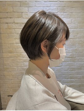 ティエル(TieLu) 都内大人気スタイル×丸みショート×グレージュ