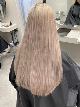 天神美容室 『福岡美容室/ayana』ケアブリーチで作る艶ハイトーン！