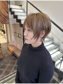 20代30代40代抜け感ショートレイヤーミルクティベージュ