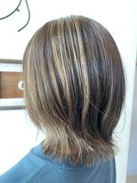 ワンワールドパルク(One World Parc)&nbsp;馴染ませ白髪ぼかしハイライトカラー