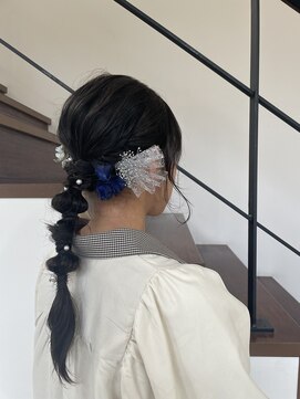 ビーヒアナウ 野々市市役所前店(BE HERE NOW N゜04) 編みおろしアレンジ