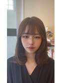 韓国風ミディアムボブ