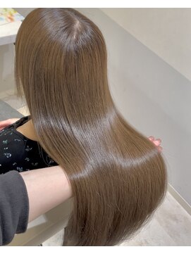 エレノア 枚方(Eleanor) アルカリ酸熱トリートメント◎吉田