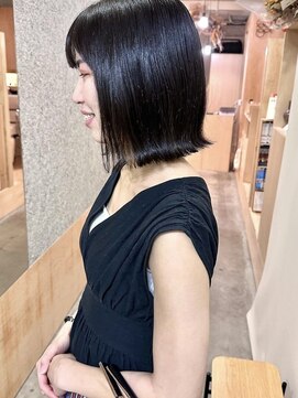 コモン(common) 切りっぱなしボブ