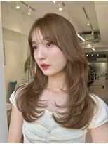 オニキス(ONYX)&nbsp;レイヤーカットミルクティー顔周り韓国ブリーチなしダブルカラー