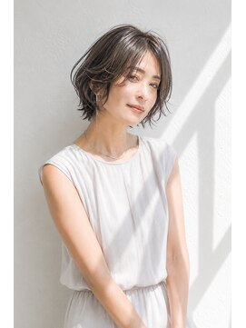 アッシュ 学芸大学店(Ash) ショートボブ/大人女性/シアーグレージュ/白髪ぼかし/脱白髪染め