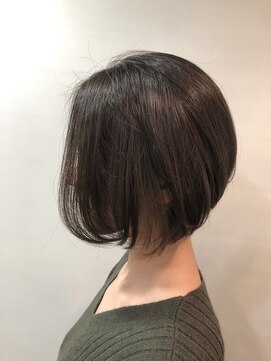 ビー オン ディー ヘア 池袋(BonD hair) クールな印象の前下がりショート【池袋/髪質改善/ハイライト】