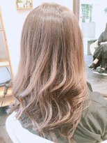 アンモーメント ベルヴィー 西宮北口店(Un moment Belle vie)&nbsp;ナチュラルミディレイヤー☆