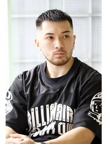 にもう&nbsp;クロップかき上げスキンフェードカット１