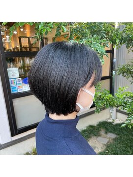 プルス 墨染店(PLUS) ツヤ感ショート【墨染駅/藤森駅/伏見駅/ハイライト/透け感】