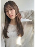 顔まわりレイヤーの大人ロング