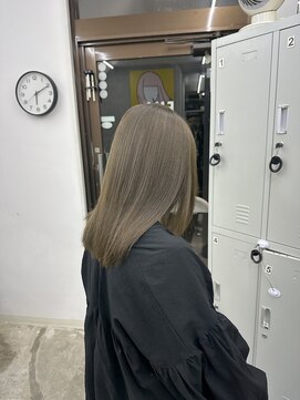 サロウィン 水戸(SALOWIN) オリーブベージュ