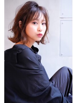 シエナ 渋谷(Siena) siena　ゆるふわ外ハネボブｘ透け感ベージュ