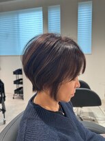 ハーツ 船橋(HEARTS)&nbsp;黄金比率ショートボブ×白髪ぼかしカラー【船橋/脱白髪染め】