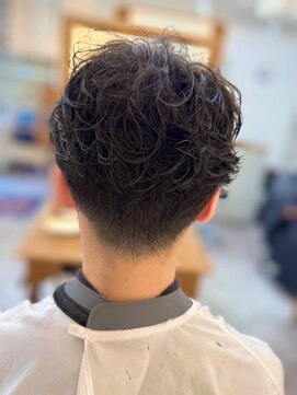 オーワンシーオー(o1co) 【 ツイストスパイラル / パーマ / 刈上げ 】