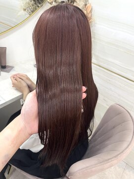 エルバイラビス 大宮(elu by lovis) 《高橋亜美》ピンクブラウン/艶カラー/大宮