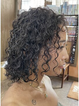 ミニバス(MiNiBASS) スパイラルパーマ超強め