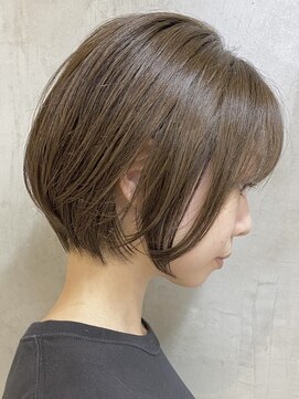 エリマ 横浜西口(elima) 横浜西口白髪染めハンサムショートミルクティーベージュカラー