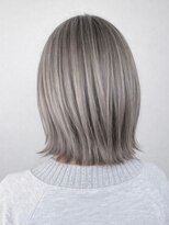 コタ 水戸(COHTA)&nbsp;レイヤーカットミルクティーベージュブリーチなしダブルカラー