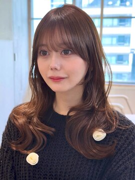 アフロート ディル(AFLOAT D'L) 流れる顔周りで小顔矯正！ゆる巻きで可愛いレイヤースタイル