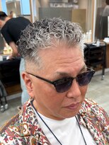 ルースト 南堀江店(ROOST) 刈り上げセンターパート/波巻きツイストスパイラル/南堀江