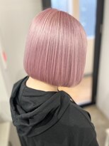 ユウル 横浜(juhl.)&nbsp;ホワイトピンクヘアーブリーチダブルカラータッセルボブ/横浜駅