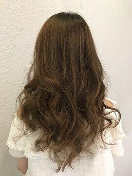 ディー エメ(D-aimer-) Wカラー・アッシュベージュロング