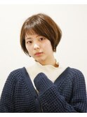 20代30代大人可愛いアッシュベージュひし形ボブ透明感